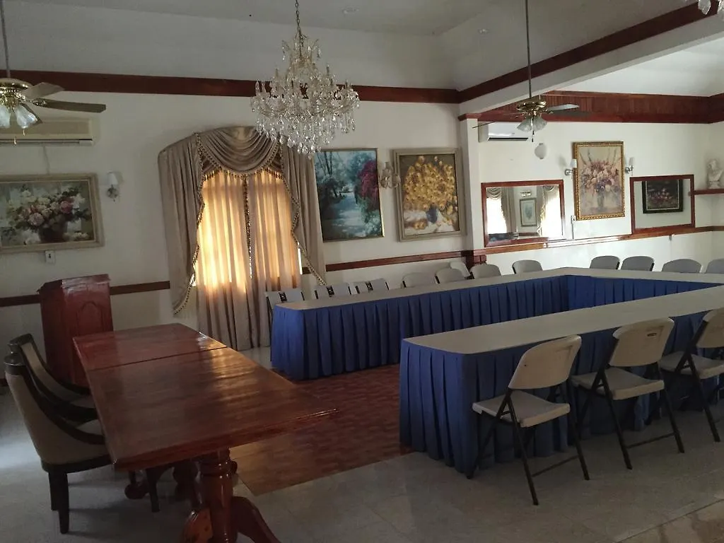 Rayon Hotel Negril